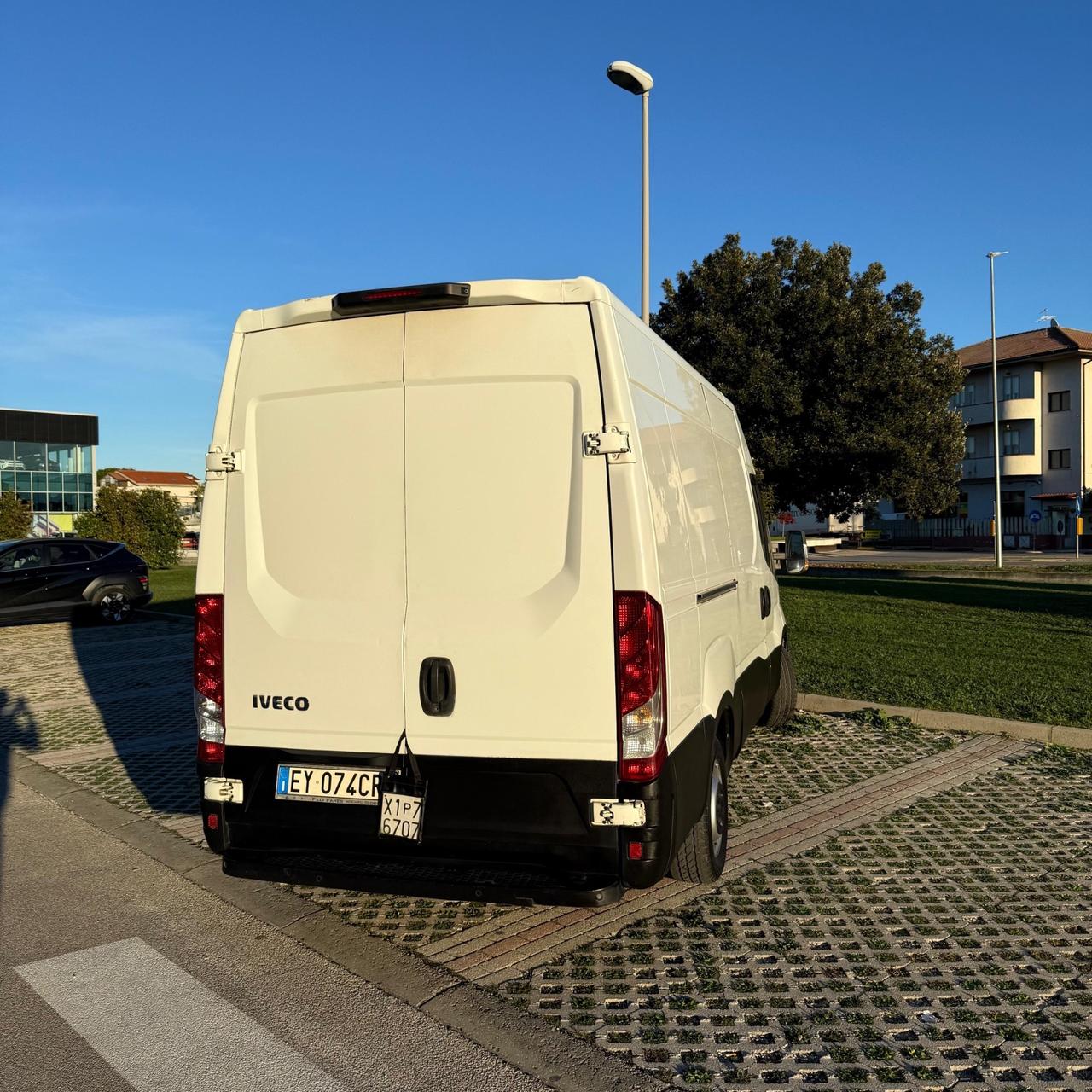 Iveco Daily 3.0 Metano – Uniproprietario – Perfette condizioni – Pronto lavoro