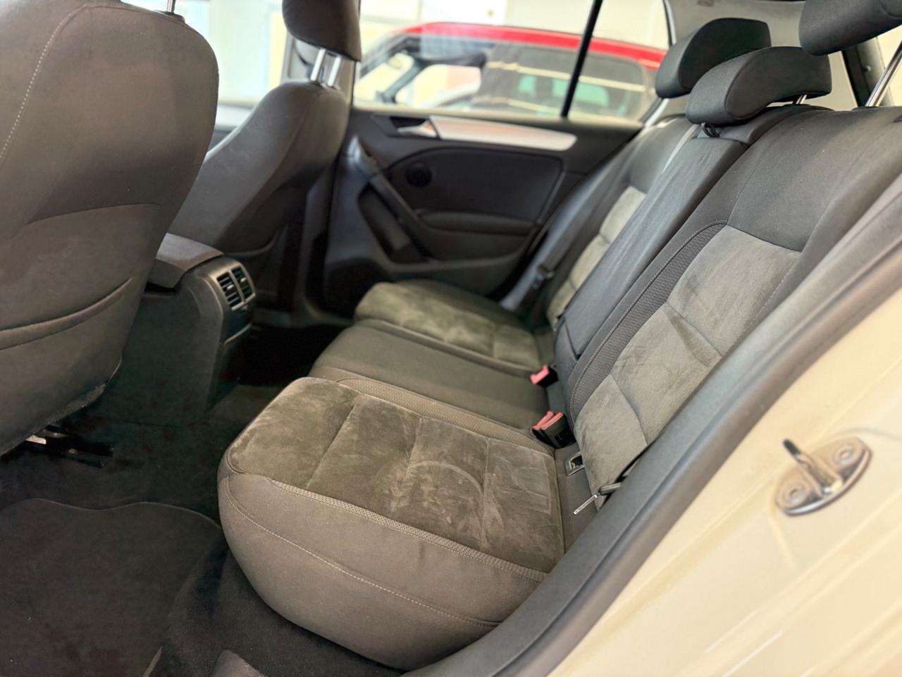 Volkswagen Golf 6 5p 1.6 tdi Highline automatica ok neopatentati