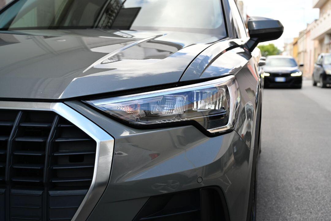 Audi Q3 35 TDI S tronic Business Advanced