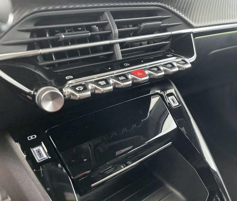 Peugeot 2008 2008 BlueHDi 130 S&S EAT8 GT