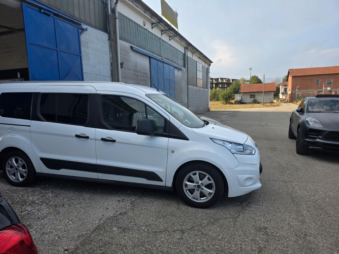 Ford Tourneo Connect Connect7 1.5 TDCi 120 CV Titanium