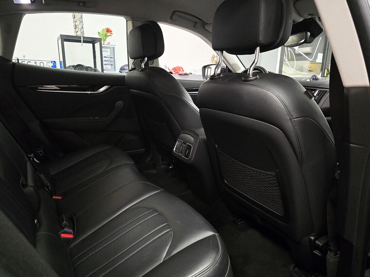 Maserati Levante V6 Diesel 275 CV AWD FULL BLACK CERTIFICATA MASERATI!!! GARANZIA 12 MESI!!!