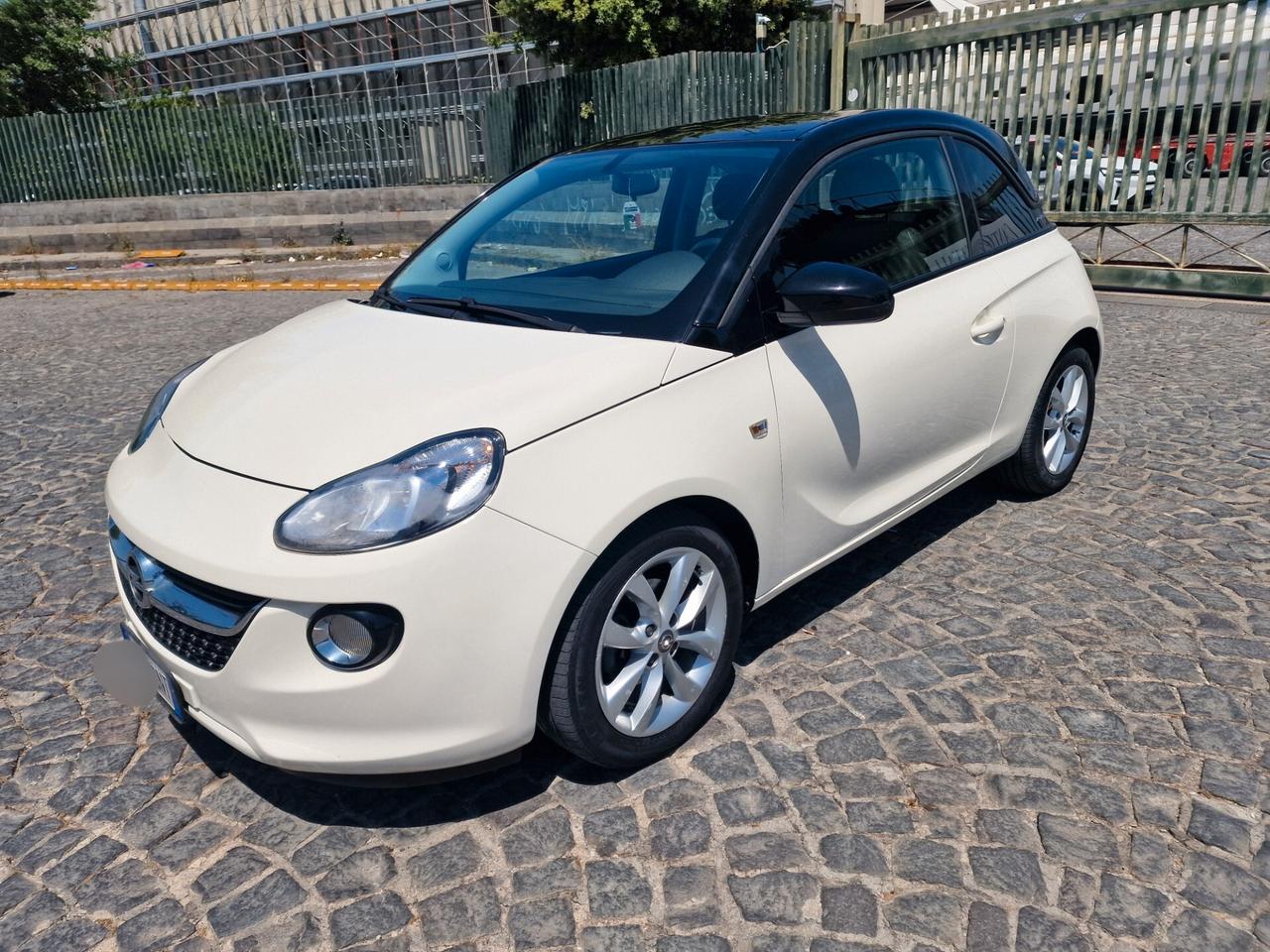 Opel Adam 1.4 87 CV GPL Tech Slam