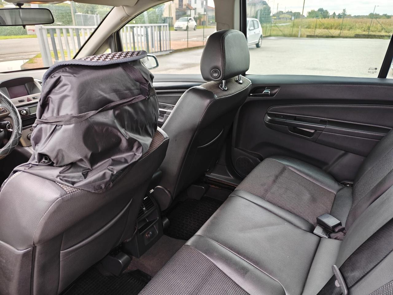 Opel Zafira 1.9 16V CDTI 150CV Cosmo