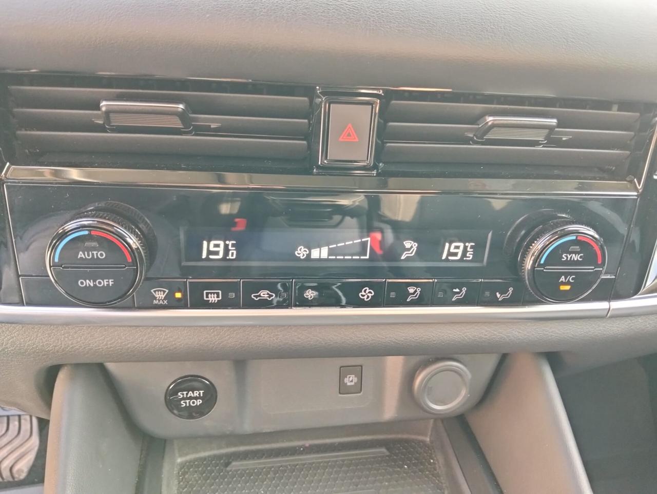 Nissan Qashqai e-Power N-Connecta 2023 SINISTRATO