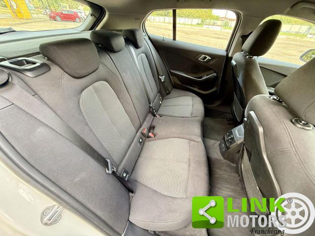 BMW 118 i 5p. Business Advantage