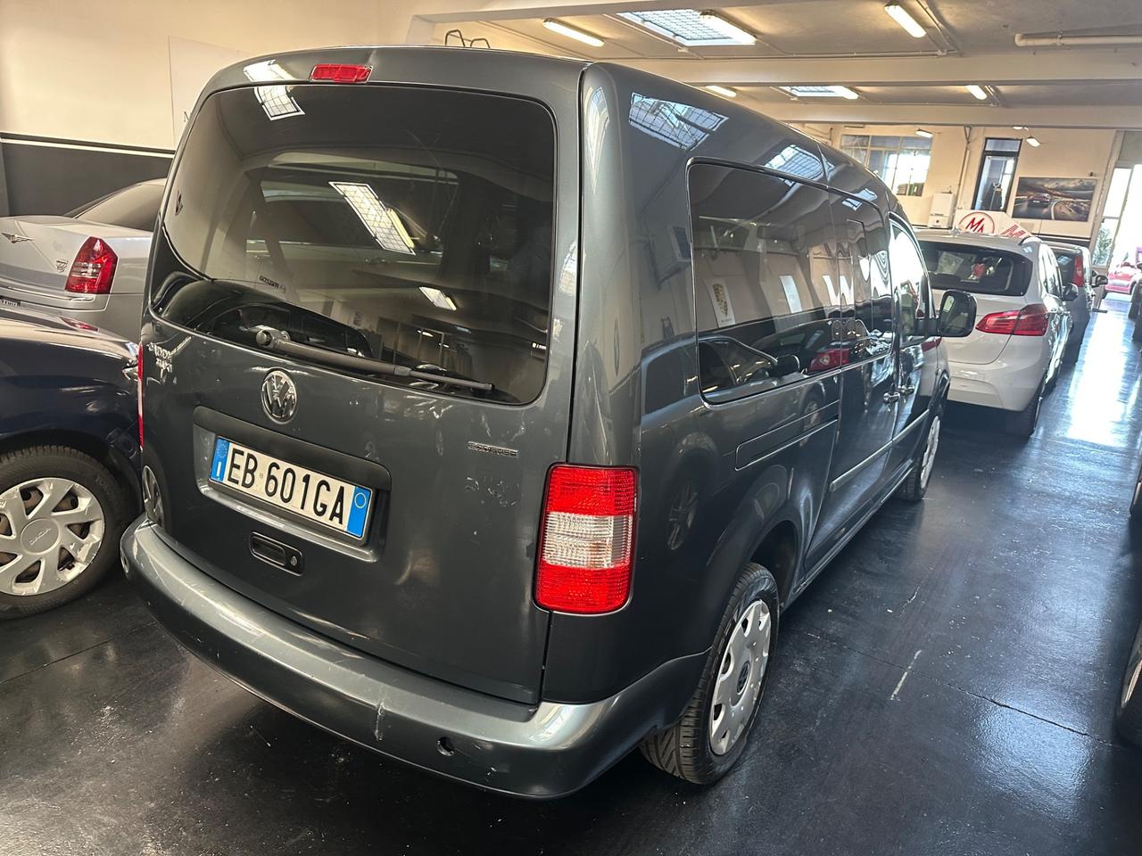 Volkswagen Caddy MAXI 7posti 2.0 Ecofuel 5p. Trendline Maxi