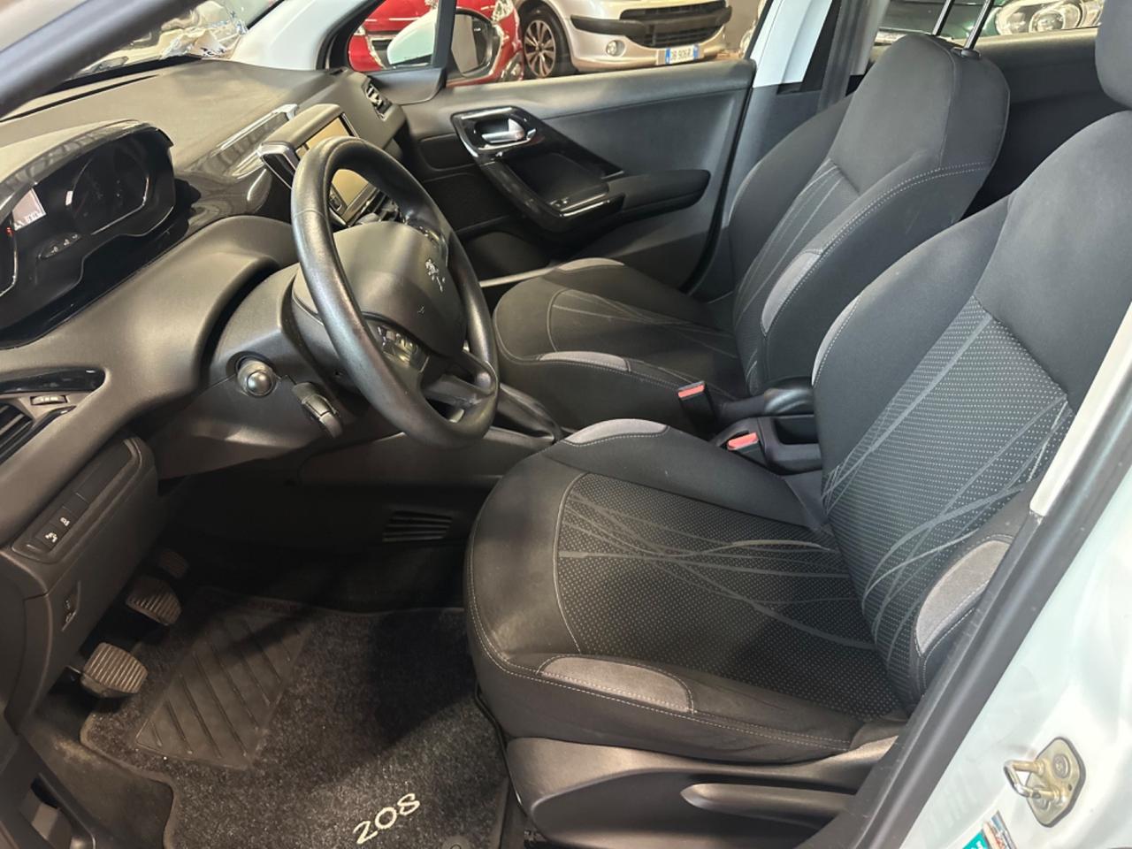 Peugeot 208 1.0 VTi 68 CV 5 porte Access