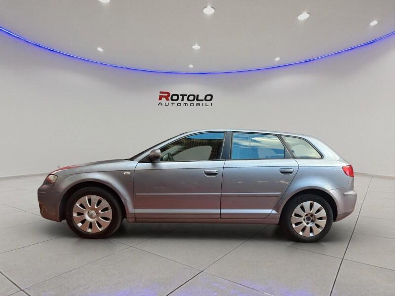 AUDI A3 2ª serie A3 SPB 1.6 16V FSI Attraction
