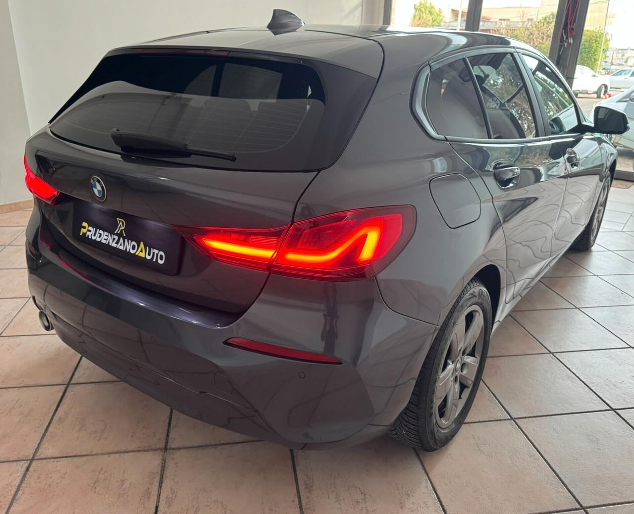 Bmw 116 116d 5p. Business Advantage - 2020