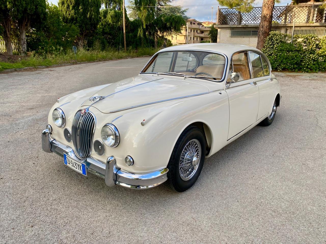 Jaguar MK II JAGUAR MK2 3.8 Litri CAMBIO MANUALE