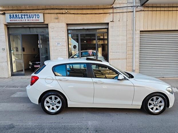 BMW 116d 5 porte *TETTO APRIBILE* - 2014