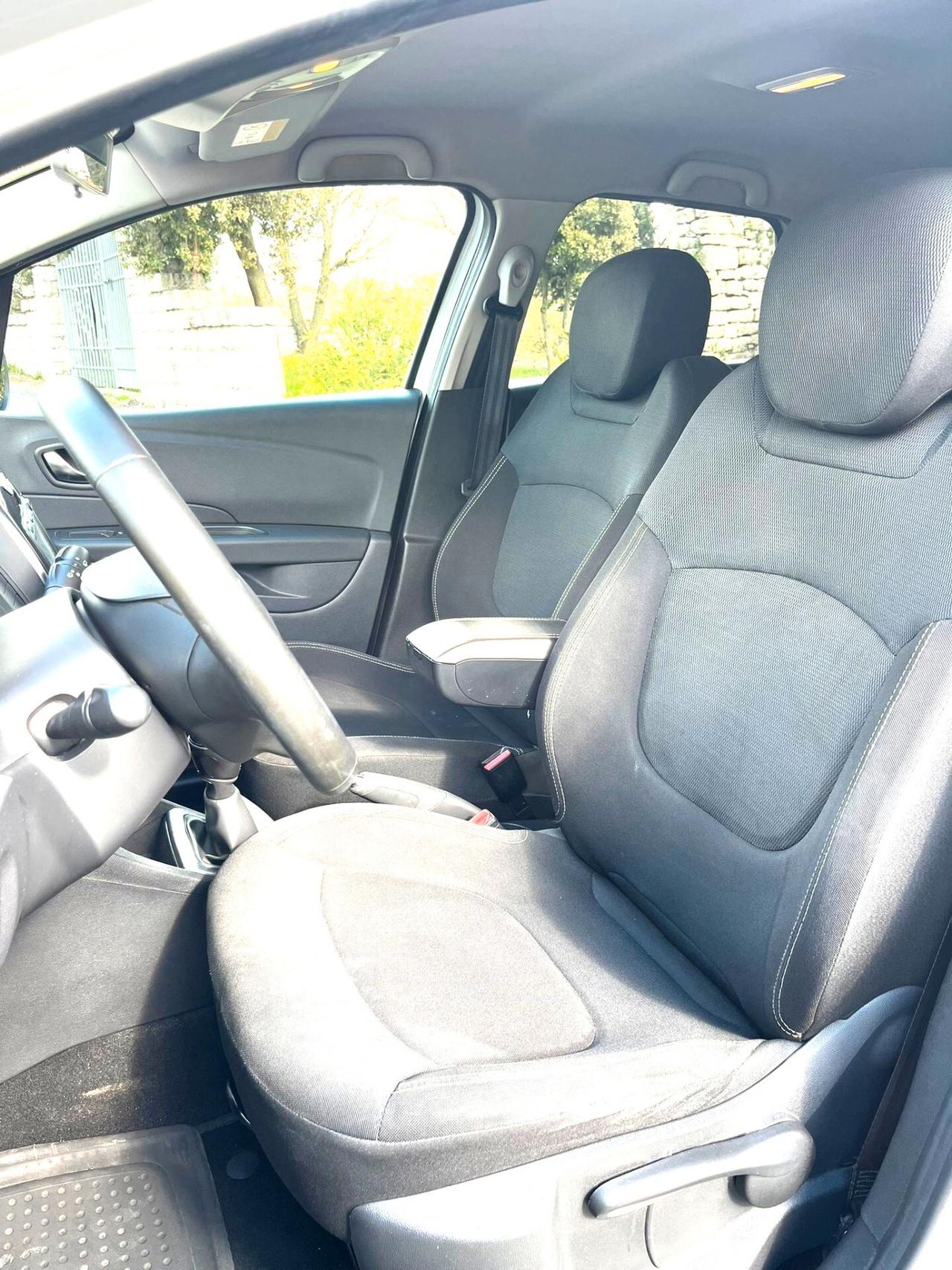 Renault Captur dCi 8V 110 CV Start&Stop Energy Initiale Paris