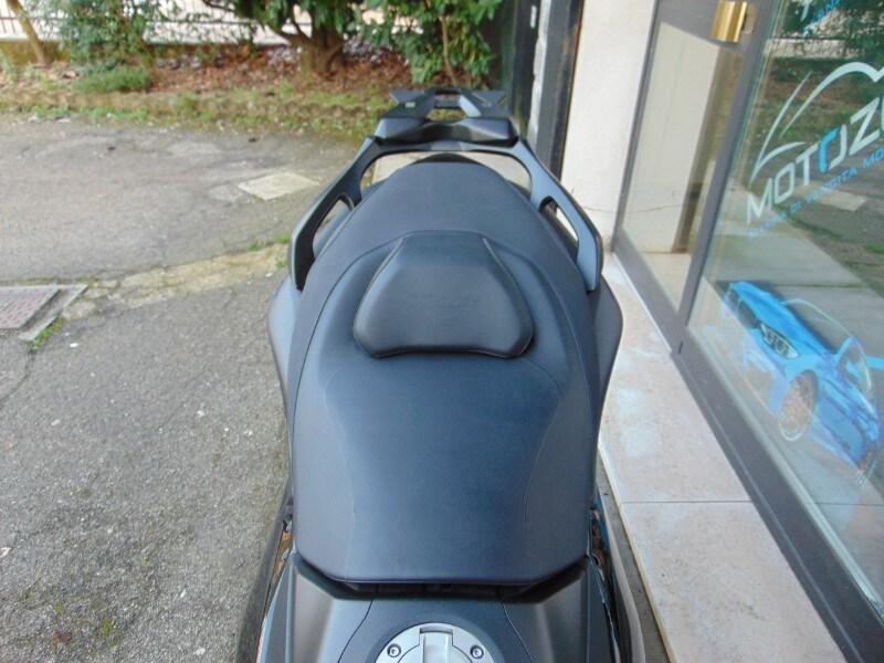Yamaha T Max 560