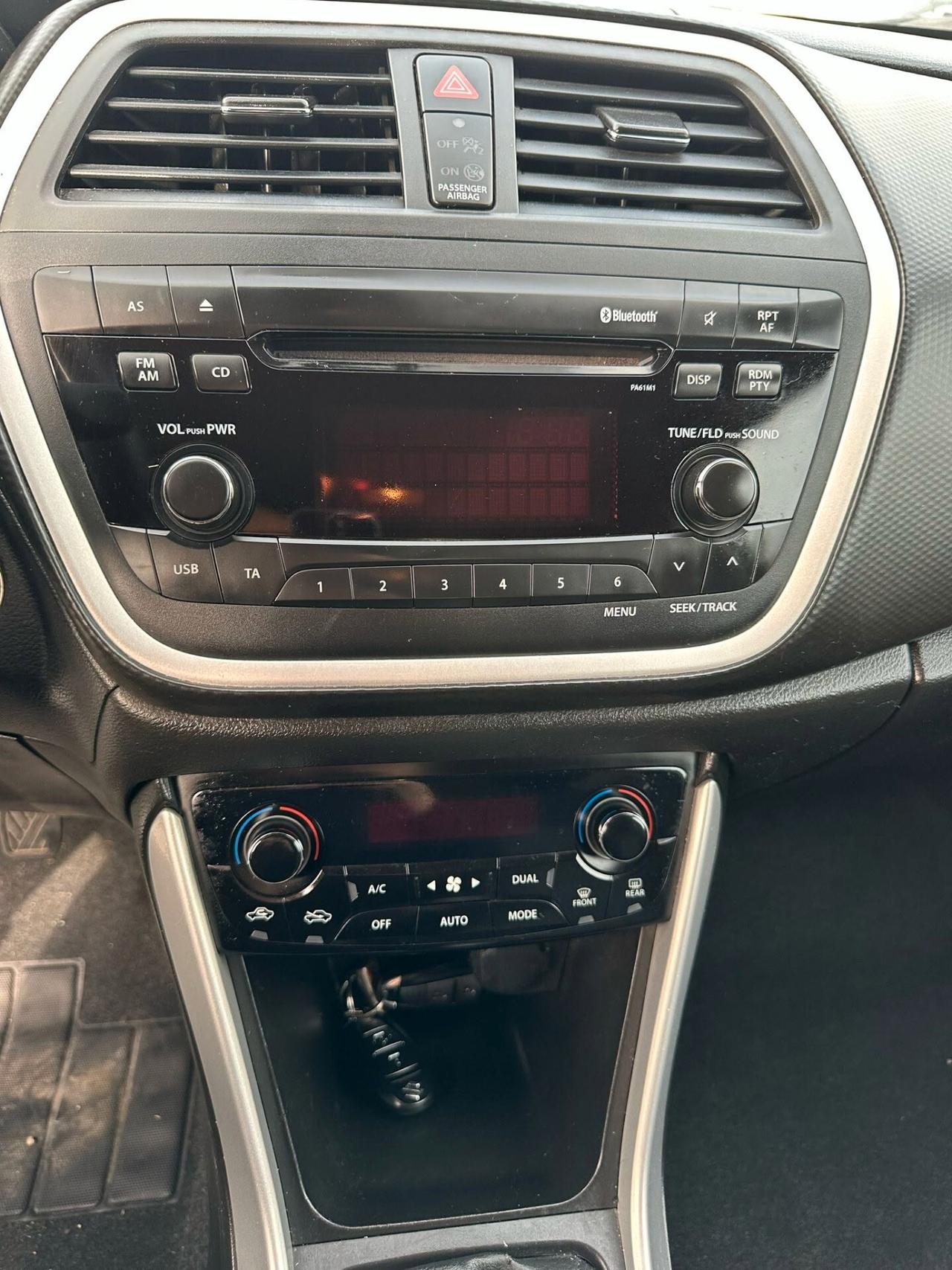 Suzuki S-Cross 1.6 DDiS Star View