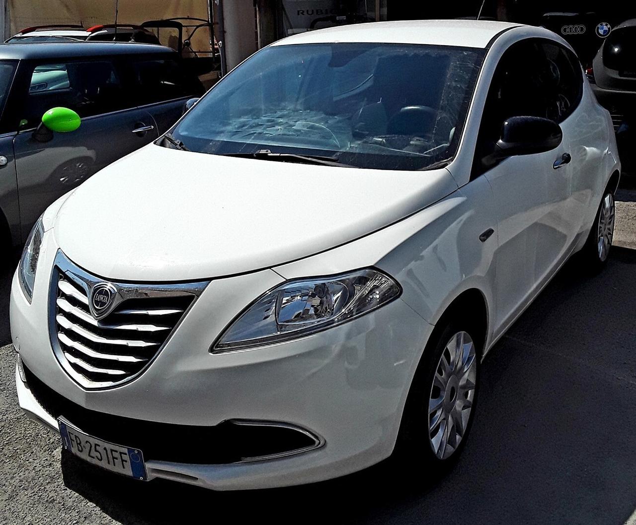 LANCIA YPSLON 1.2 70000 KM