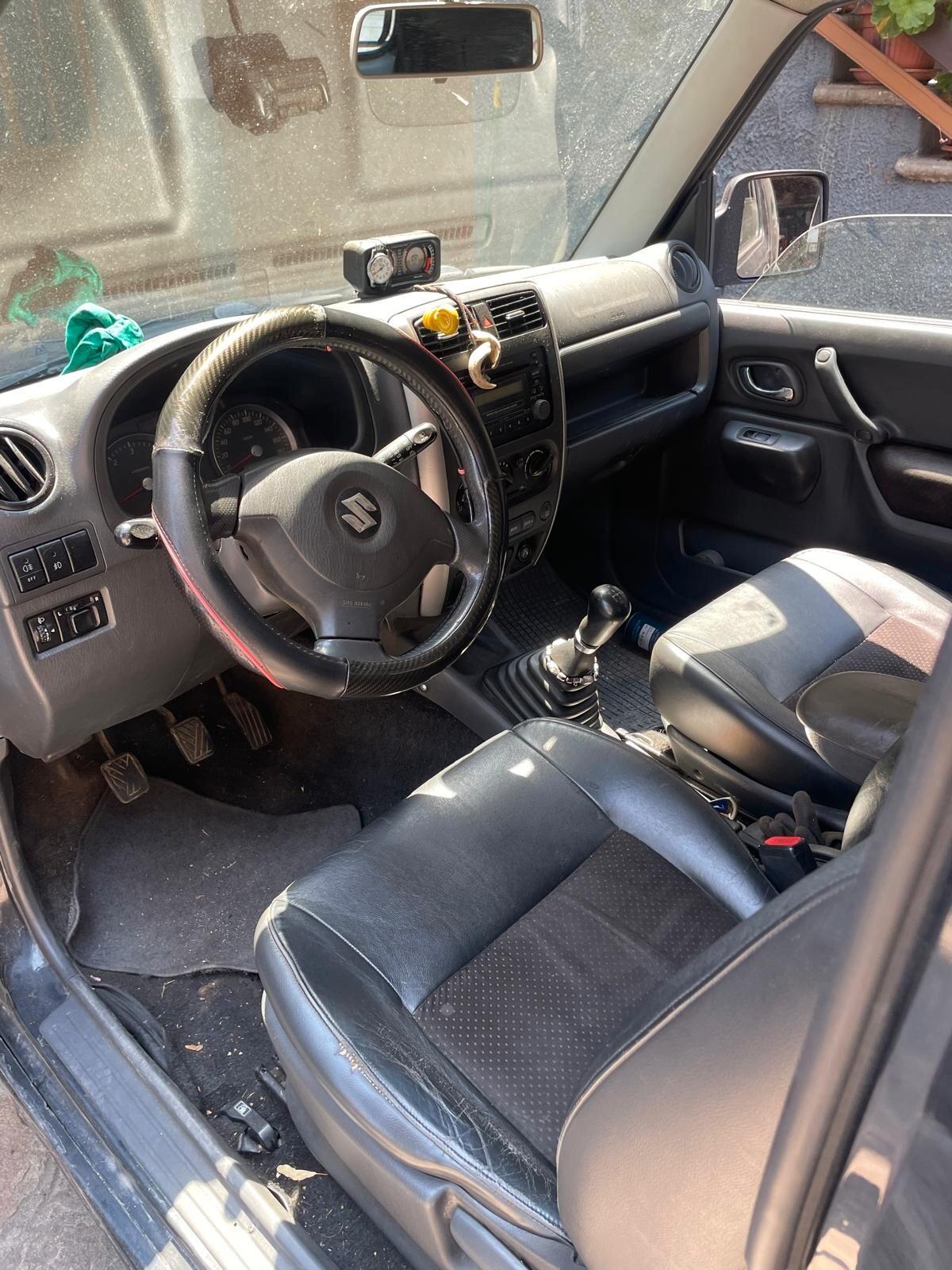 Suzuki Jimny 1.5 DDiS cat 4WD JLX