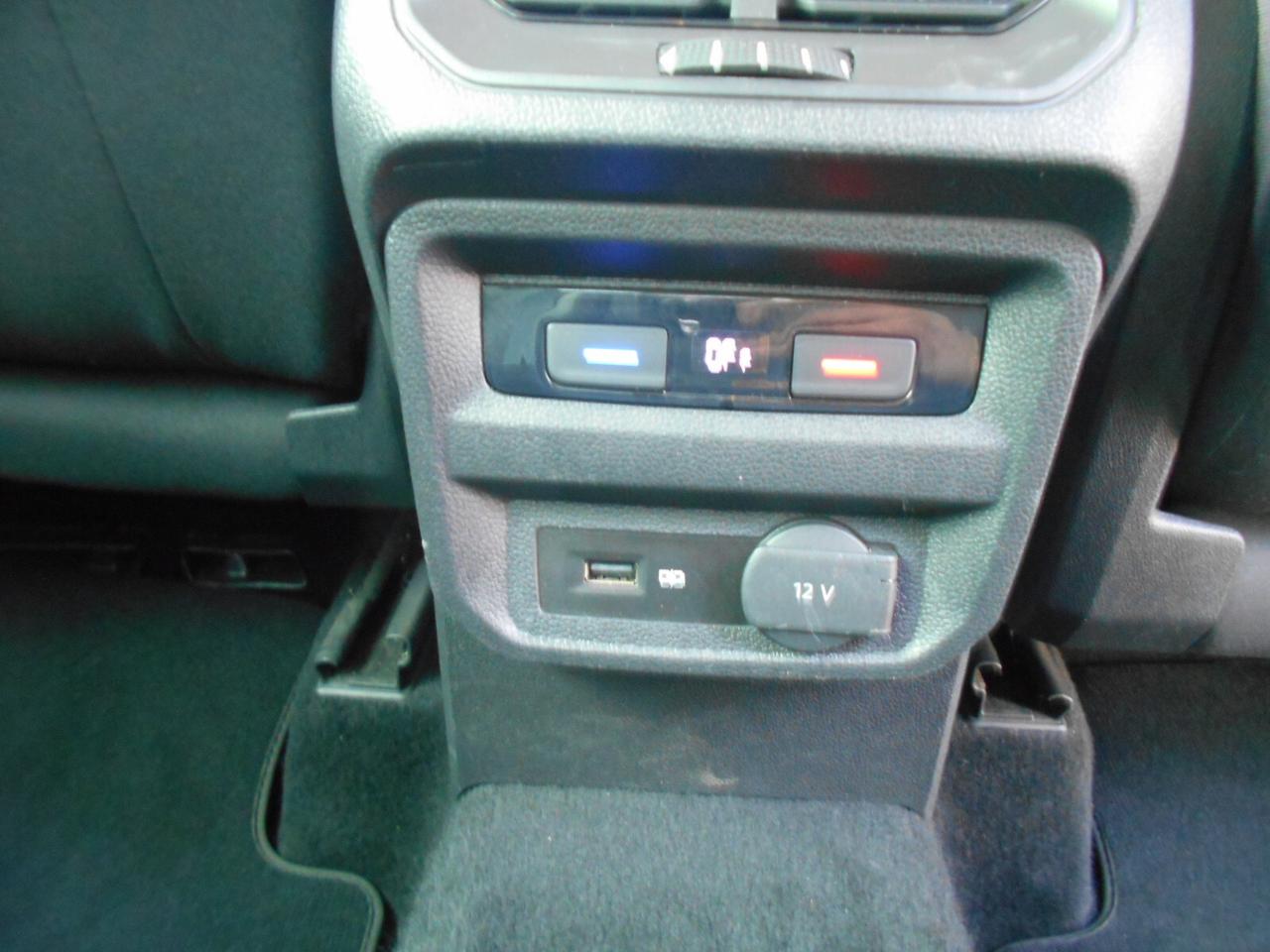 Volkswagen Tiguan 2.0 TDI SCR DSG Business BlueMotion Technology