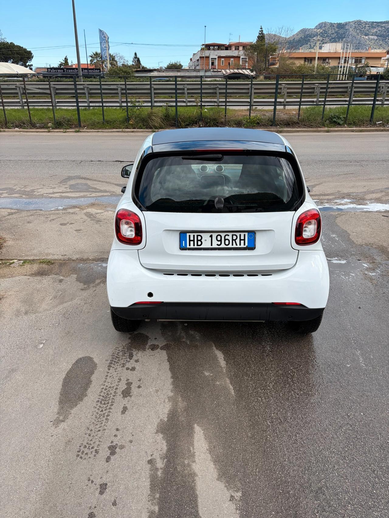 Smart ForTwo 70 1.0 Youngster anno 2016 km 110.000 FULL OPTIONAL PER INFO 3279411053