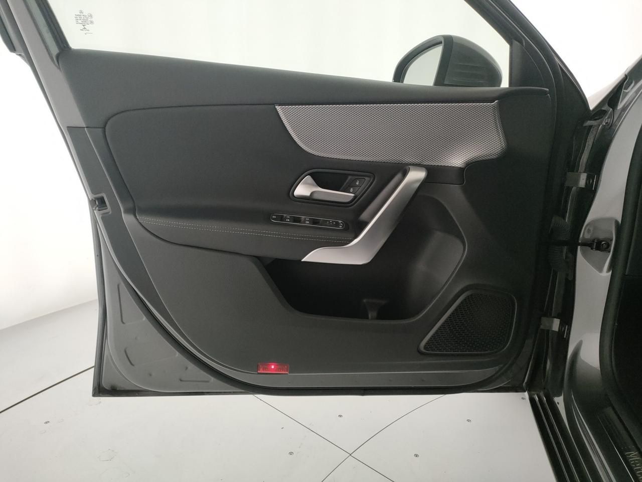 Mercedes-Benz Classe A 180 d sport