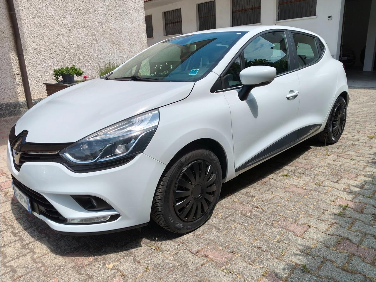 Renault Clio 1.2 75CV 5 porte Zen