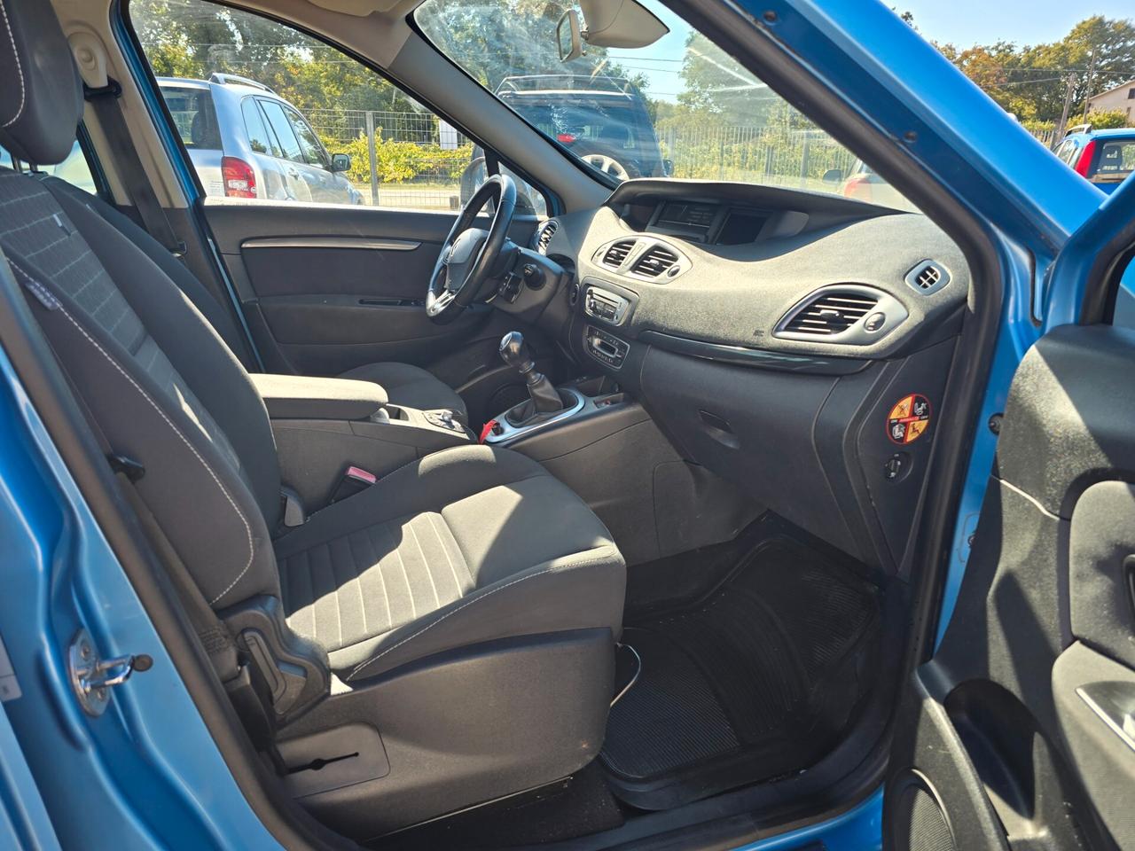 Renault Scénic dCi 1.5d 110 CV EDC Energy Business