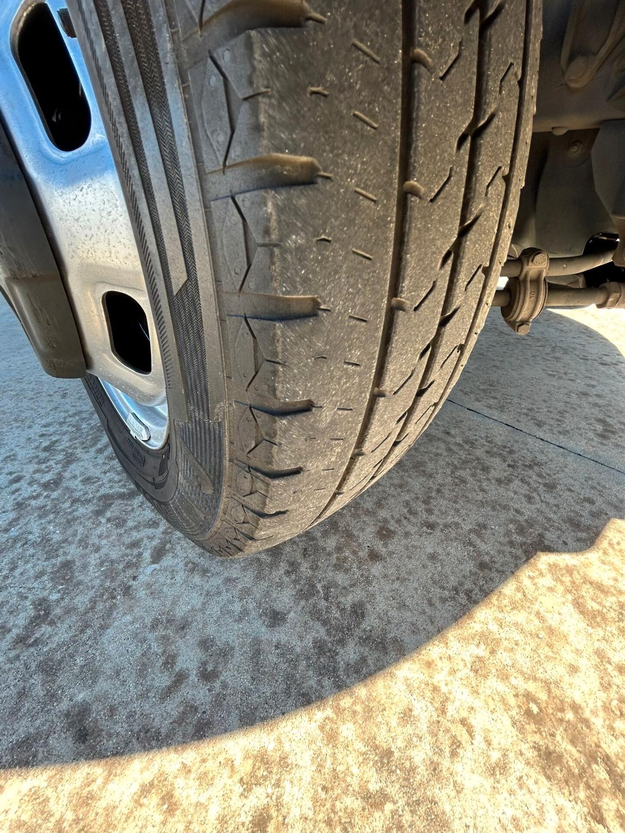 Iveco Daily 35C15 Furgone gemellato Isotermico