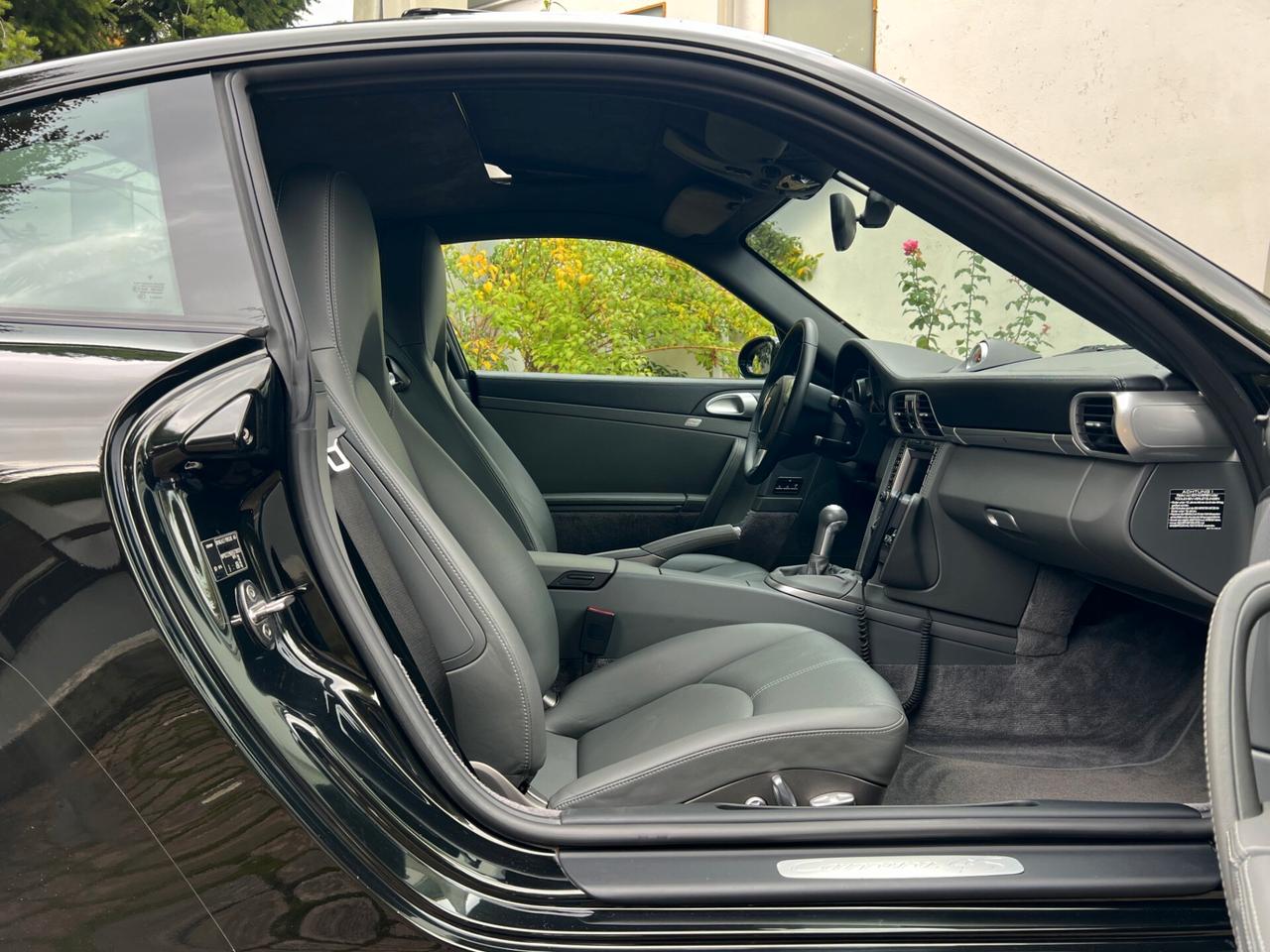 Porsche 911 Carrera 4S Coupé