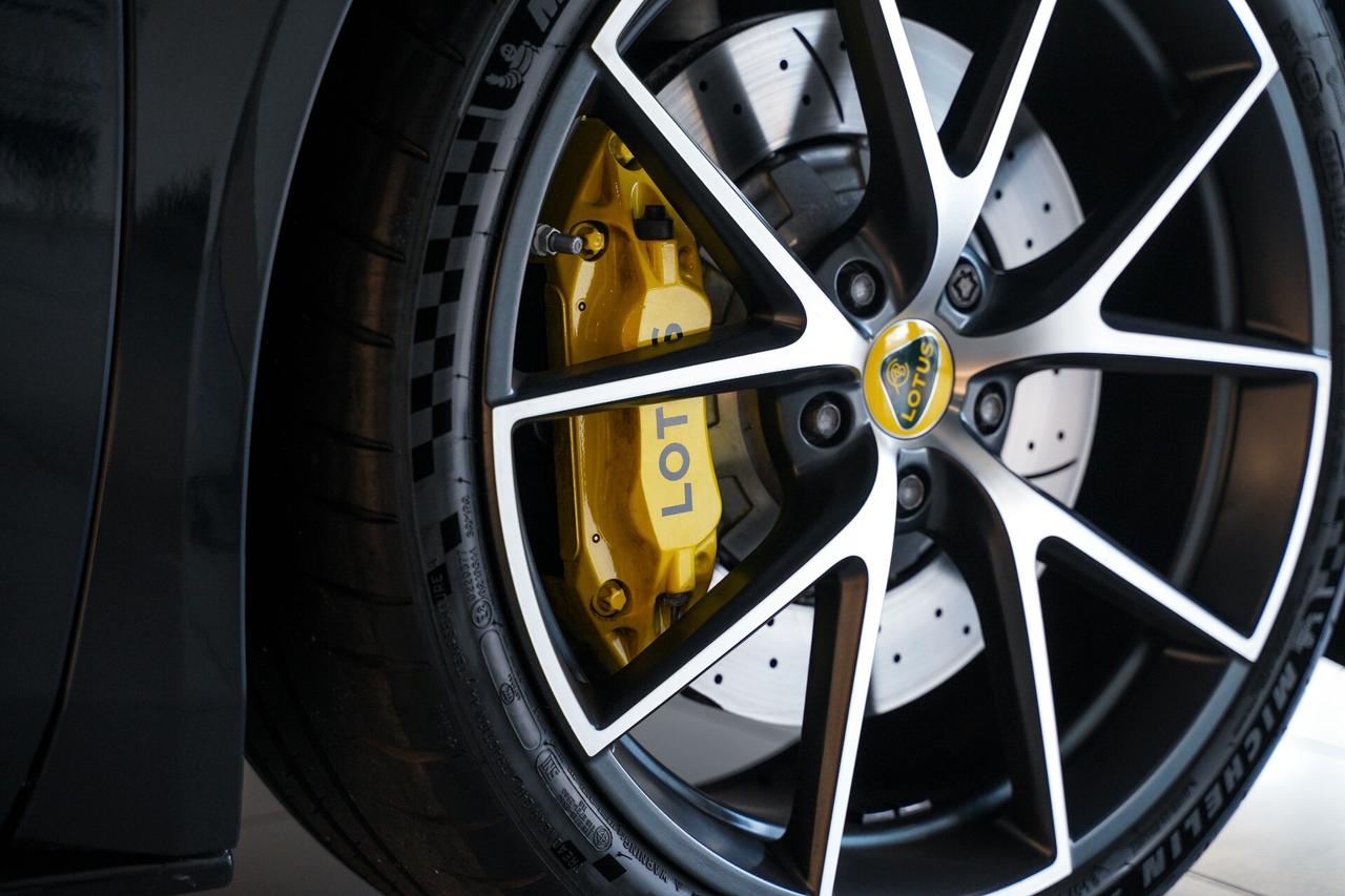 Lotus Emira V6 Supercharged First Edition