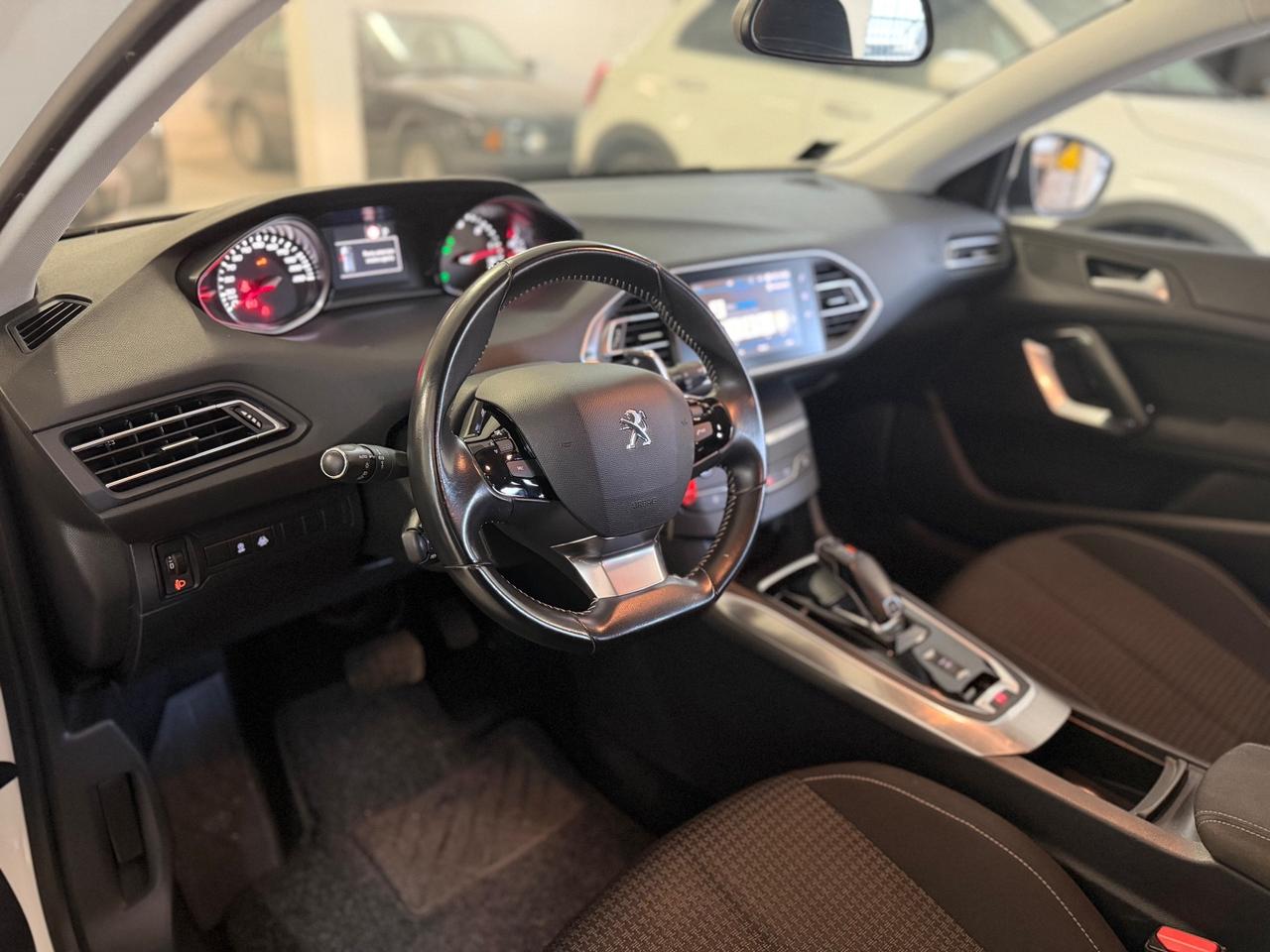 Peugeot 308 BlueHDi 130 S&S EAT6 SW Business