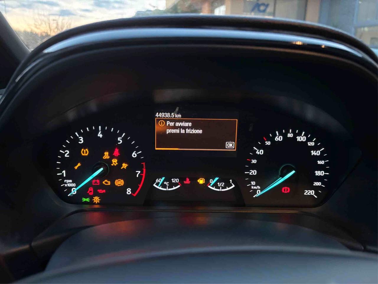 Ford Fiesta 1.0 Ecoboost Hybrid 125 CV 5 porte ST-Line