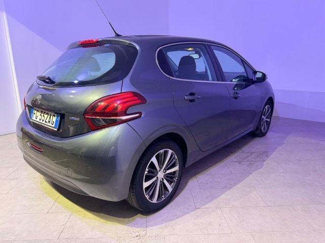 PEUGEOT 208 1° serie PureTech 82 5 porte Allure
