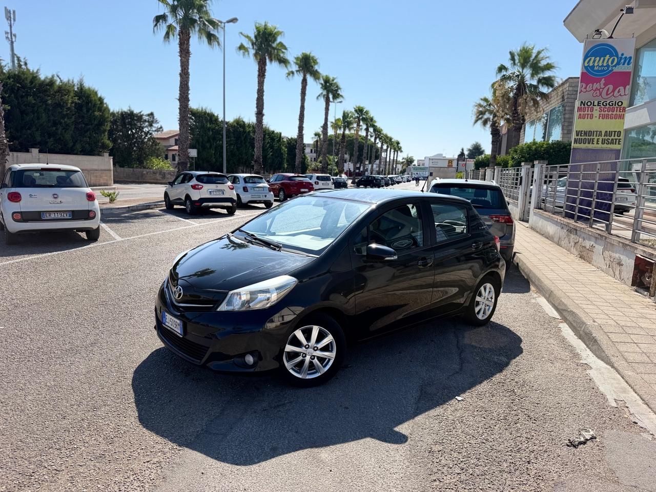 Toyota Yaris 1.0 5 porte Lounge