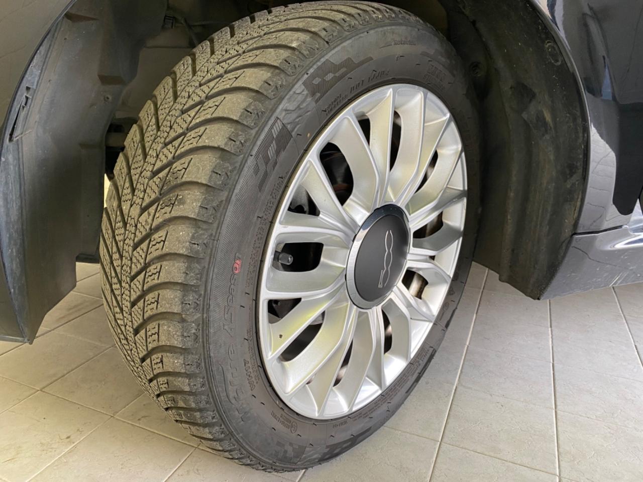 Fiat 500 1.2 benzina Lounge neopatentati pari a nuovo