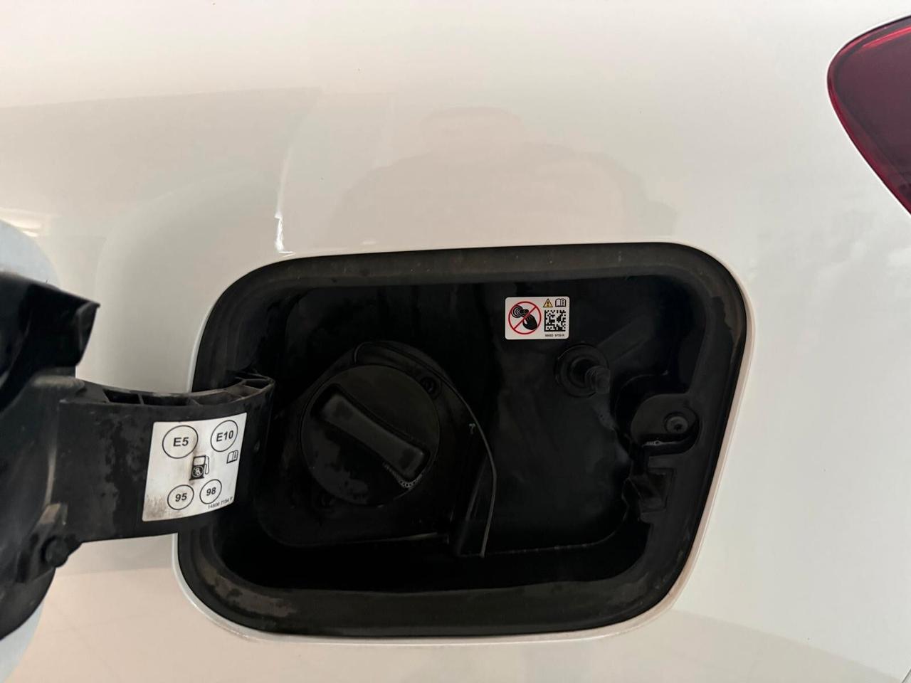 Renault Captur Plug-in Hybrid E-Tech 160 CV Initiale Paris