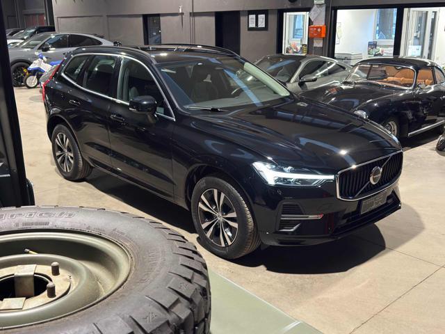 VOLVO XC60 B4 (d) Geartronic Momentum Pro