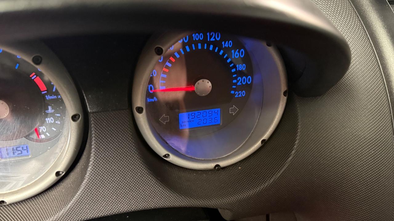 Volkswagen Polo 1.0 cat 5 porte