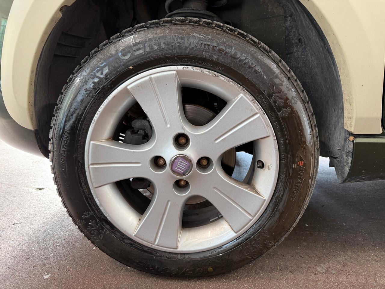 Fiat Panda 1.3 MJT 16V 4x4 Cross PARI AL NUOVO !!