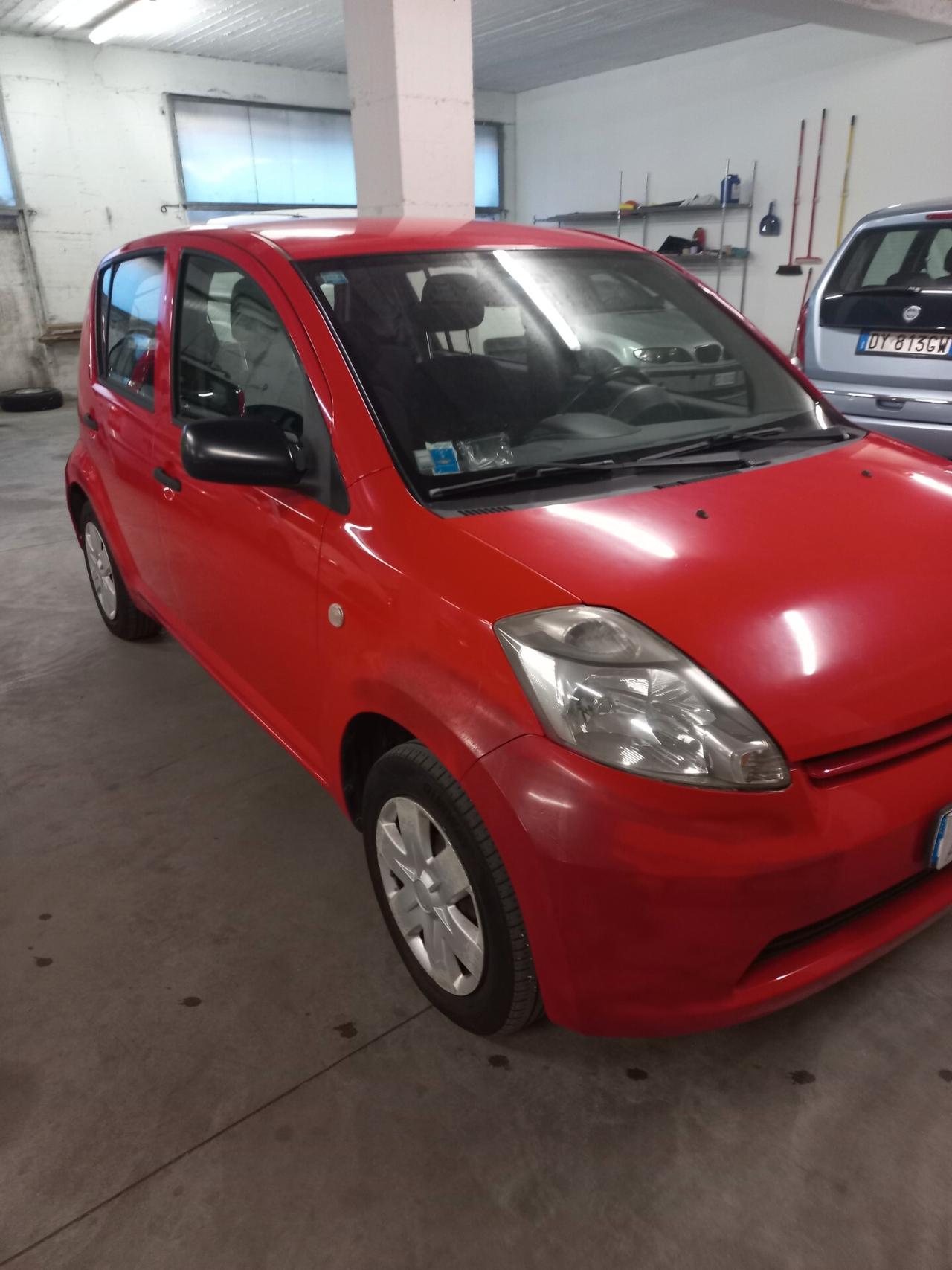 Daihatsu Sirion 1.0 12V Mio