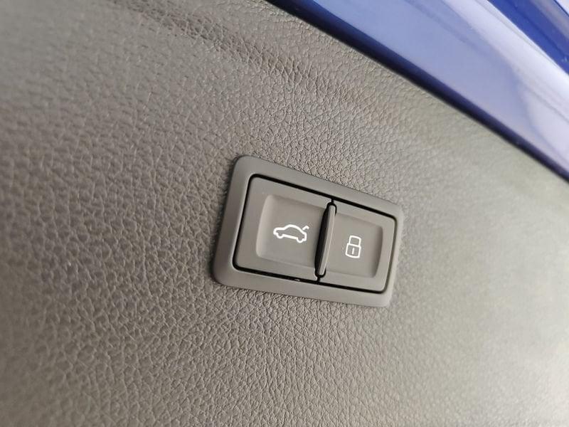 Audi Q5 40 TDI 204 CV quattro S tronic Identity Black X line