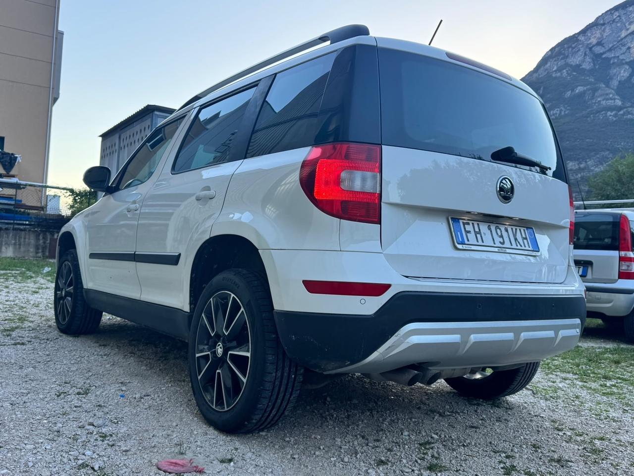 Skoda Yeti 2.0 TDI SCR 110 CV 4x4 Style Plus NEOPATENTATI