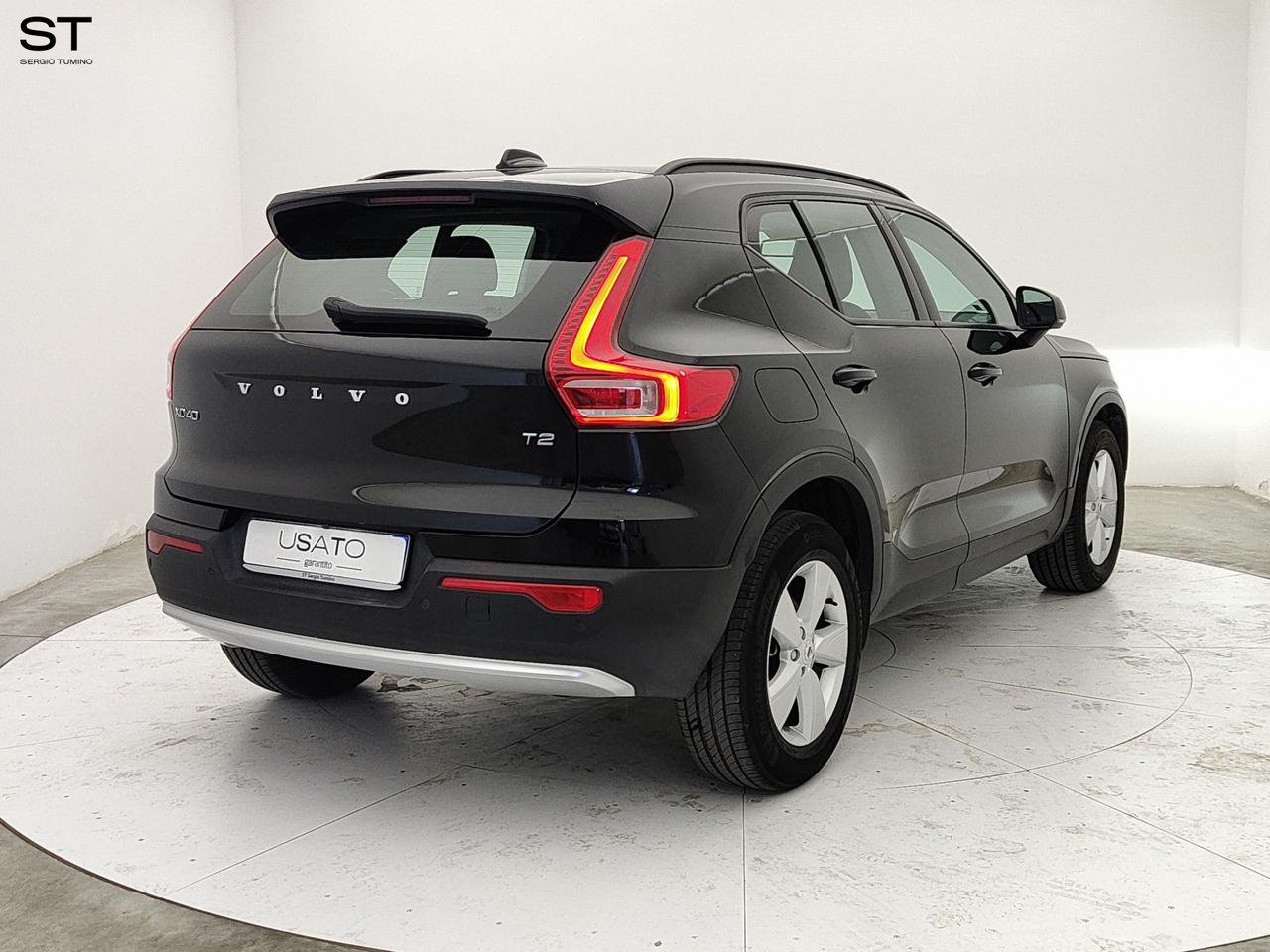 VOLVO XC40 (2017-->) - XC40 T2 Essential