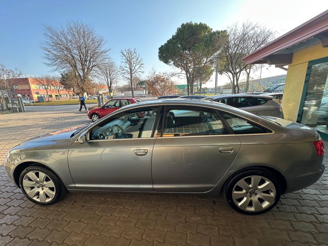 Audi A6 3.0 V6 TDI F.AP. quattro tiptronic Ambiente