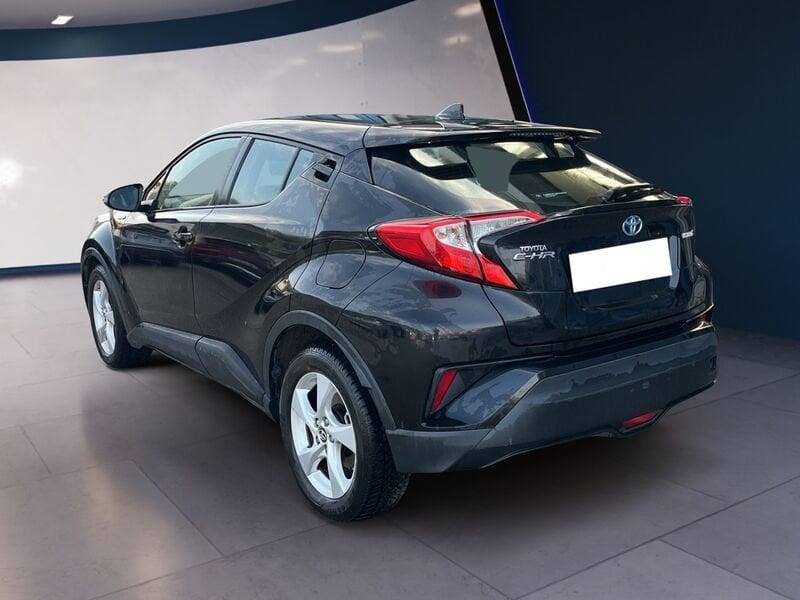 Toyota C-HR I 2016 1.8h Active 2wd e-cvt