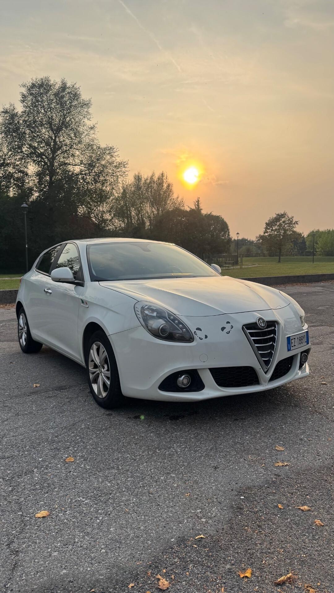 Alfa Romeo Giulietta 1.6 Distinctive