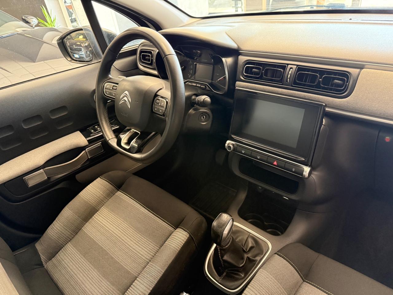 Citroen C3 PureTech 82 Live Edition
