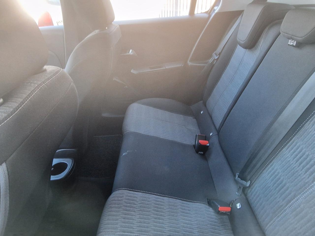 Opel Corsa 1.2 Elegance aplle car play cerchi neopatentati