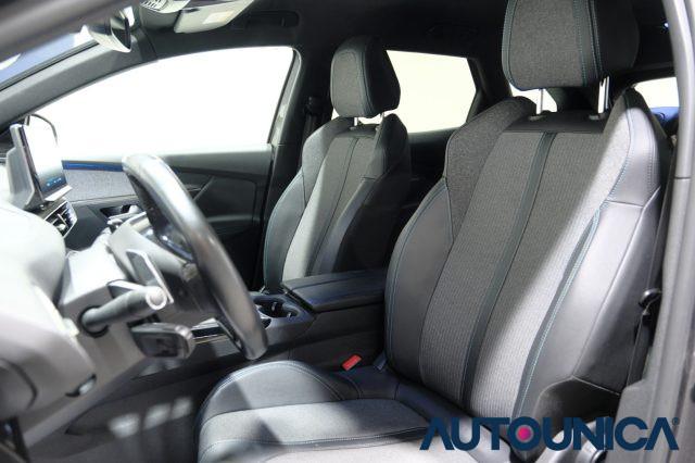 PEUGEOT 3008 HYBRID4 300 E-EAT8 ALLURE PACK