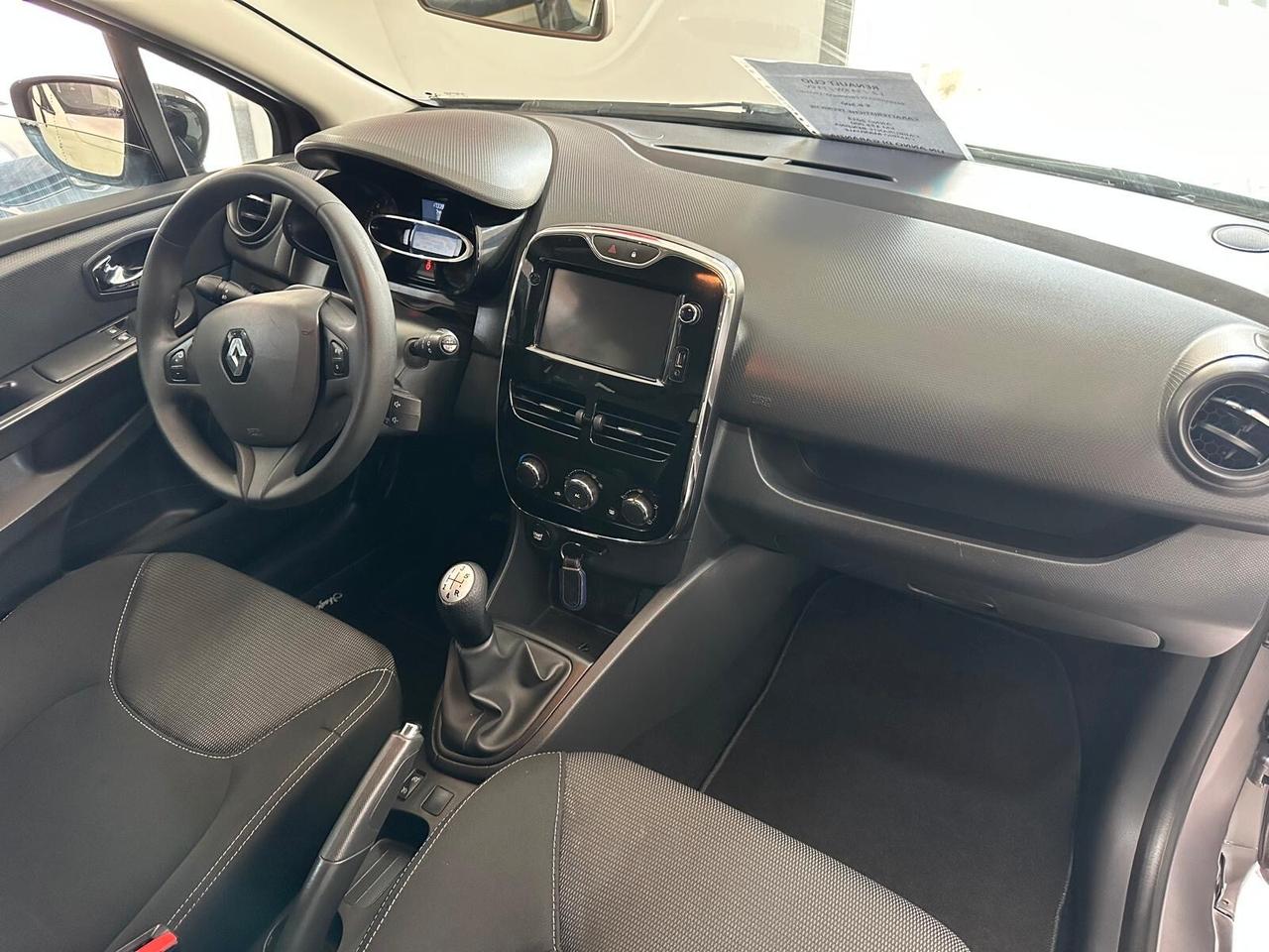 Renault Clio Sporter 1.2 75CV Live