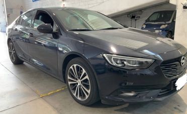 Opel Insignia 1.6 CDTI Grand Sport 136CV Berlina